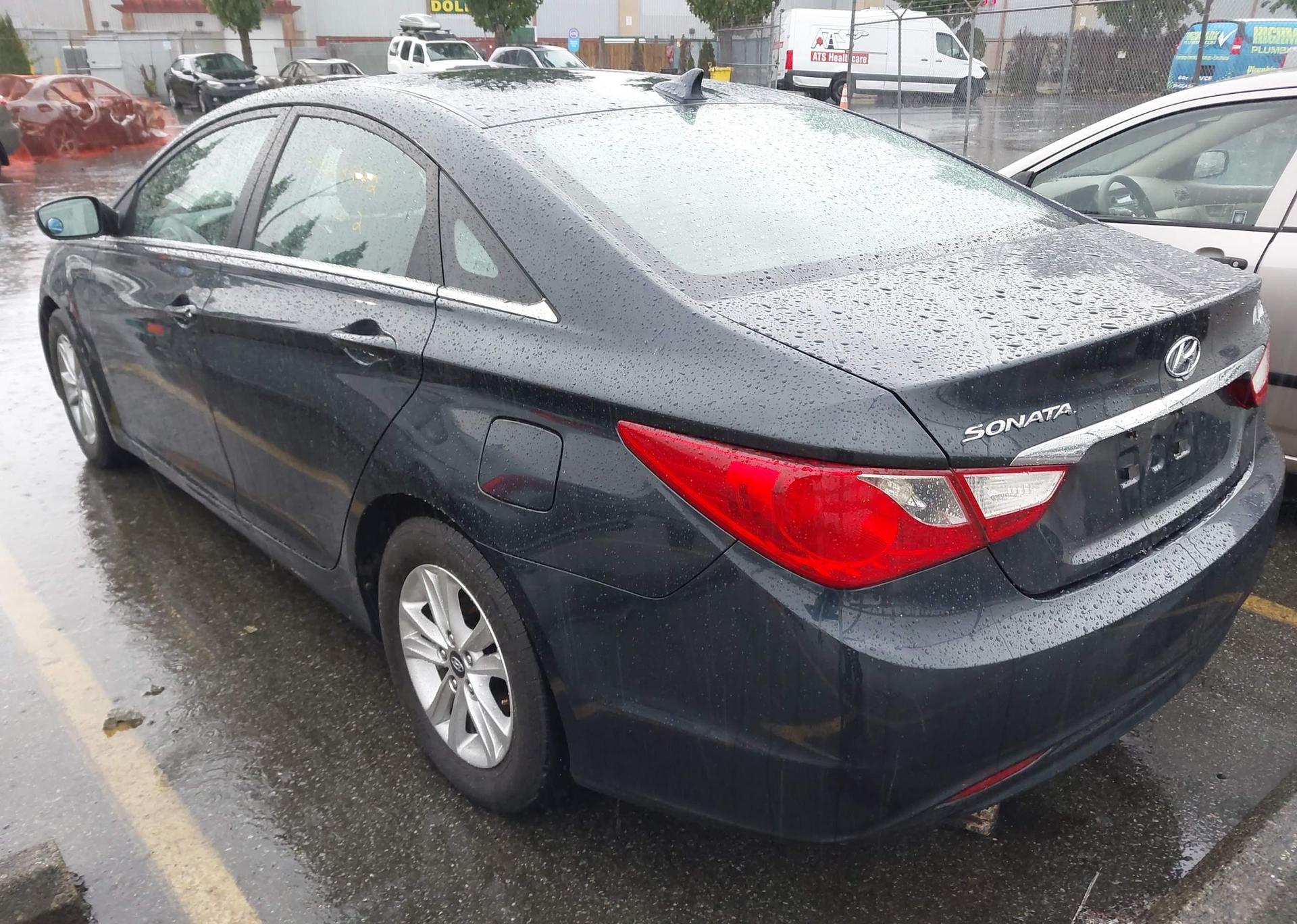 2012 HYUNDAI SONATA GLS