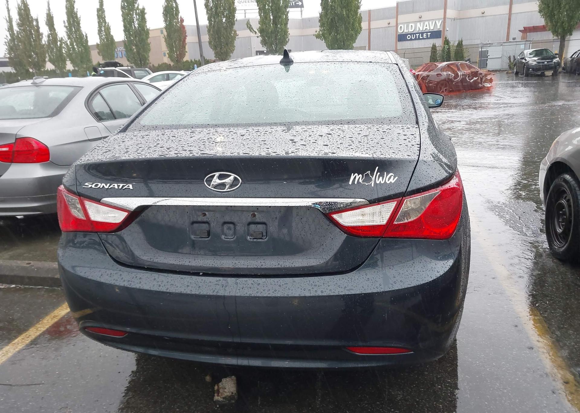 2012 HYUNDAI SONATA GLS