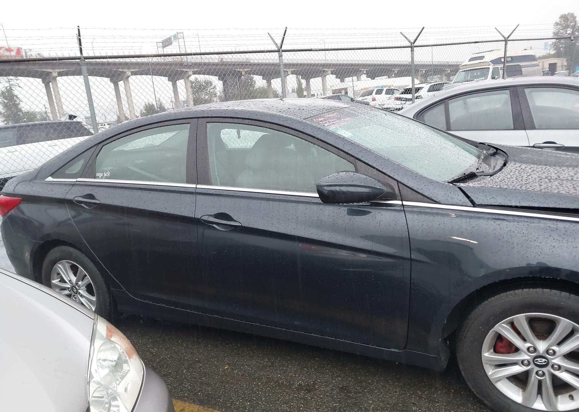 2012 HYUNDAI SONATA GLS