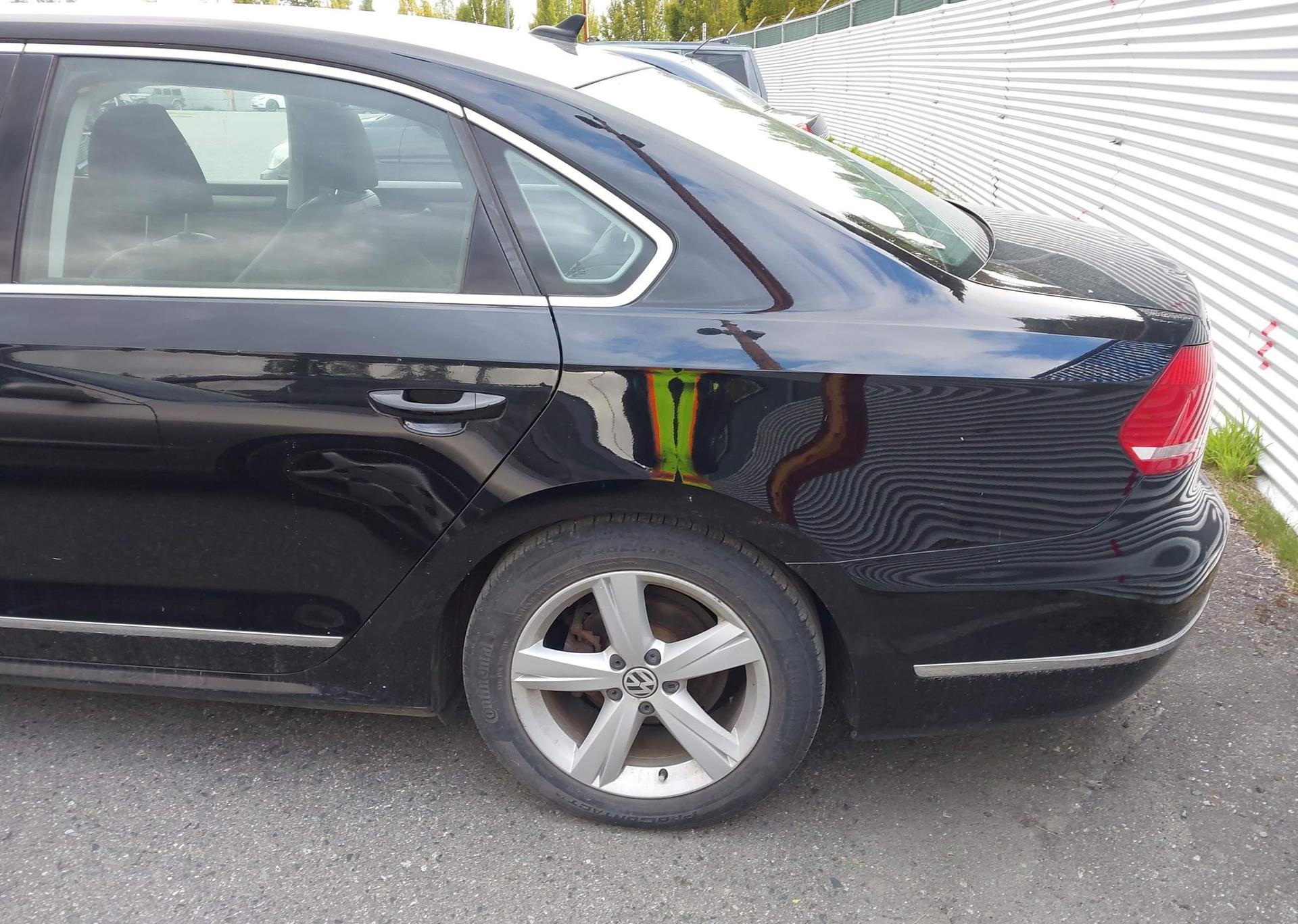 2015 VOLKSWAGEN PASSAT SE