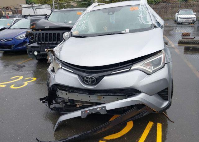 2017 TOYOTA RAV4 LE