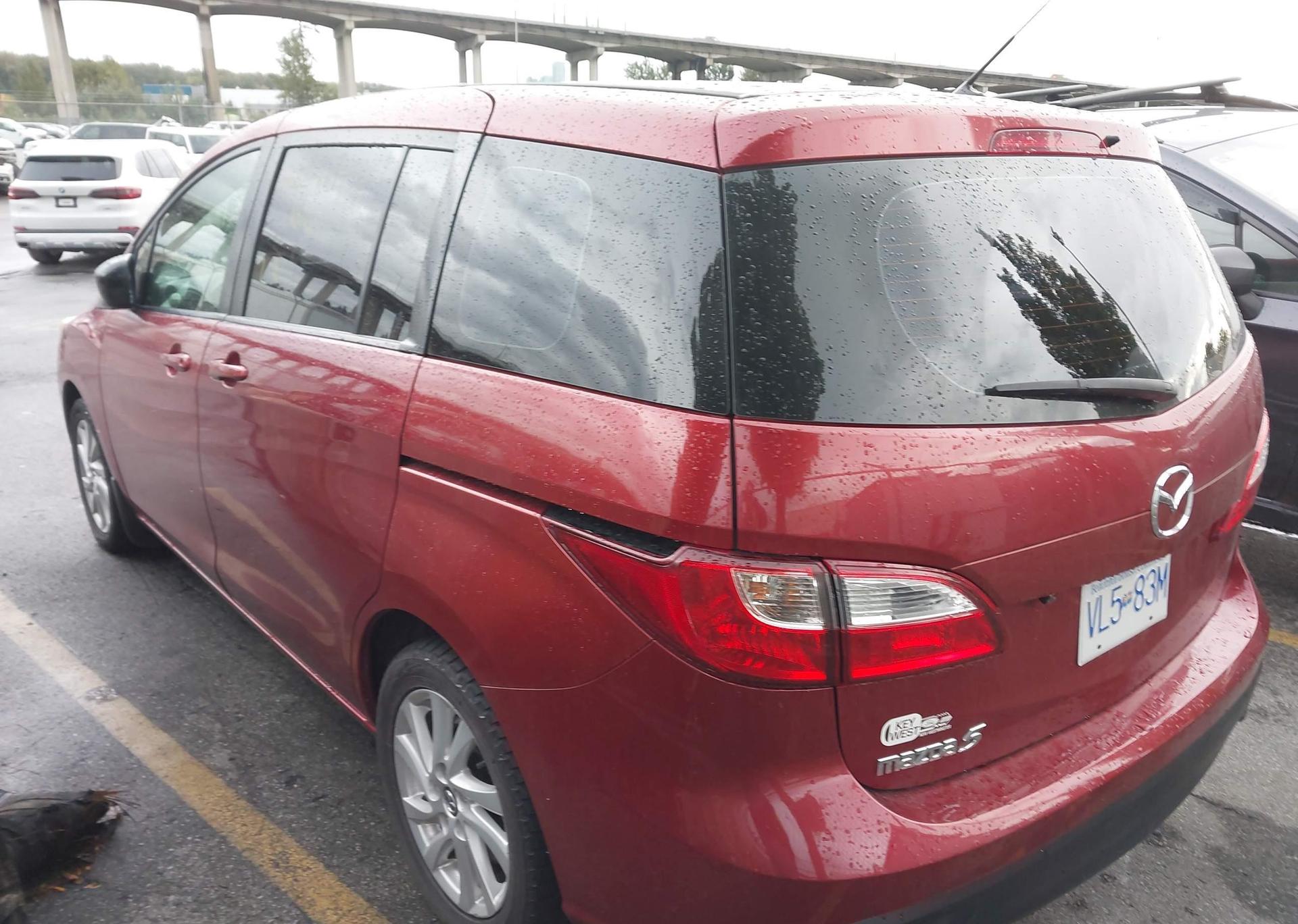 2013 MAZDA 5