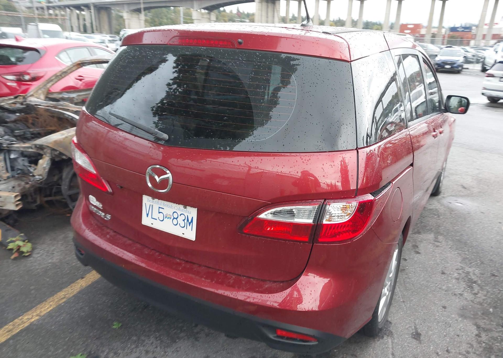 2013 MAZDA 5