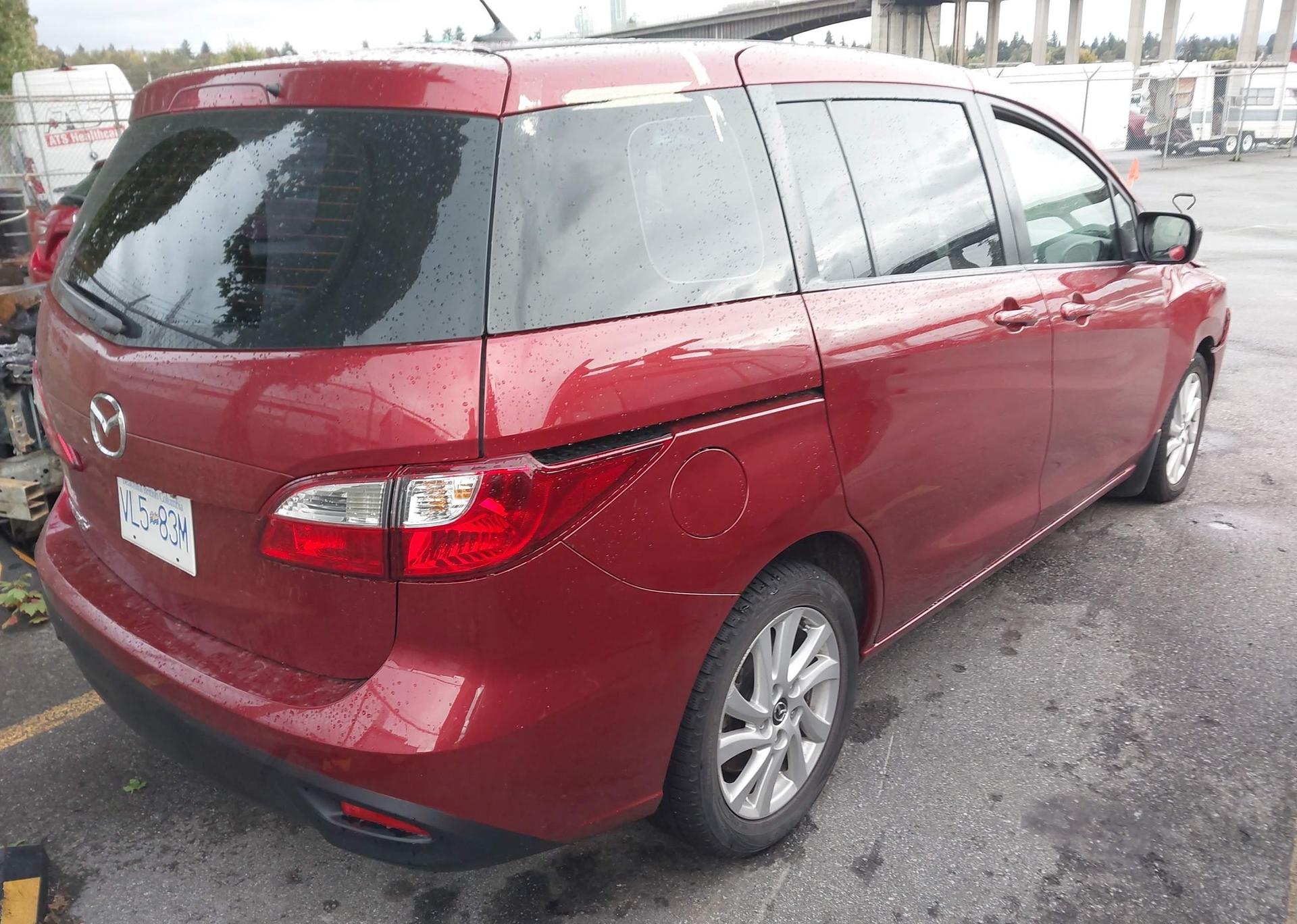 2013 MAZDA 5