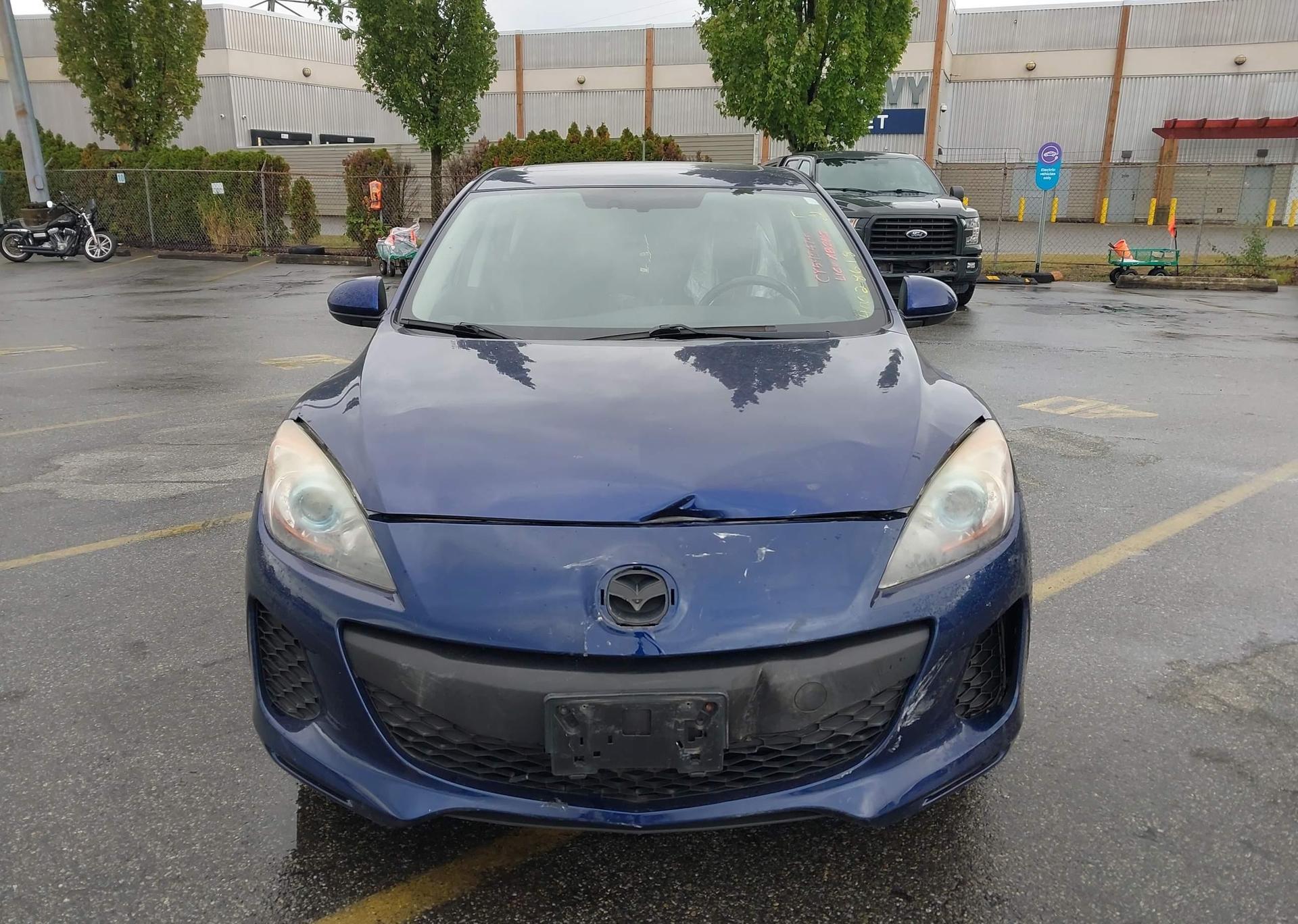2012 MAZDA 3 I
