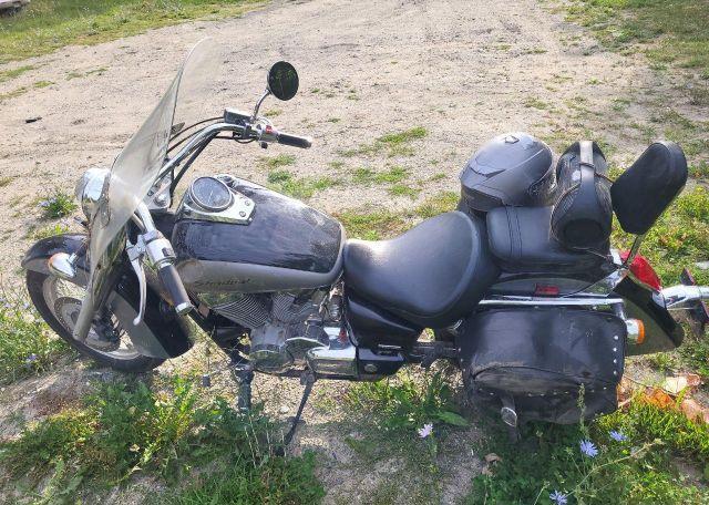 2005 HONDA VT750 CA