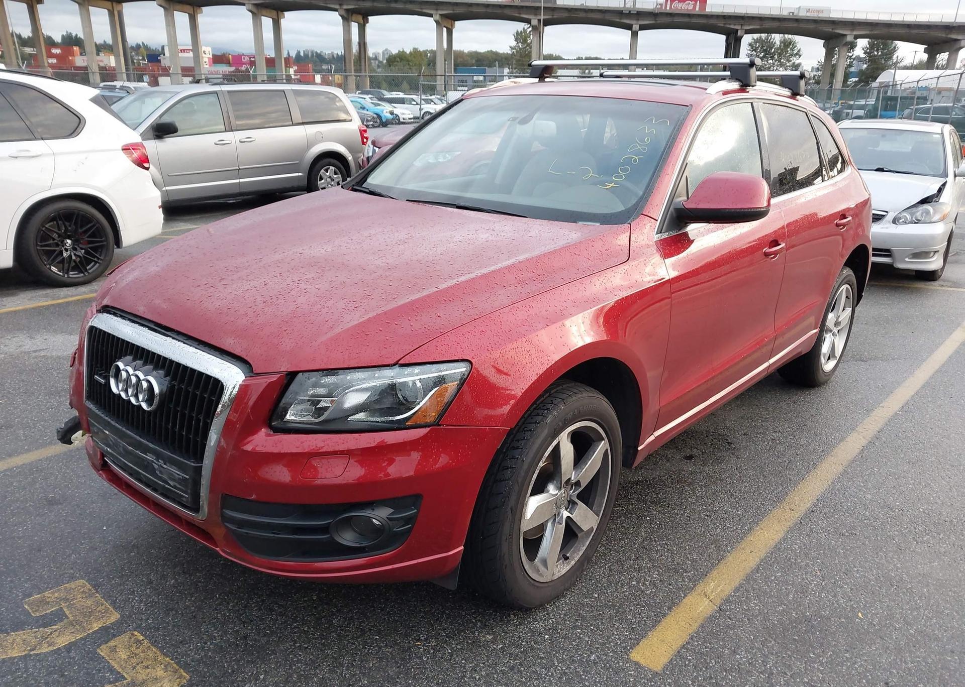 2010 AUDI Q5