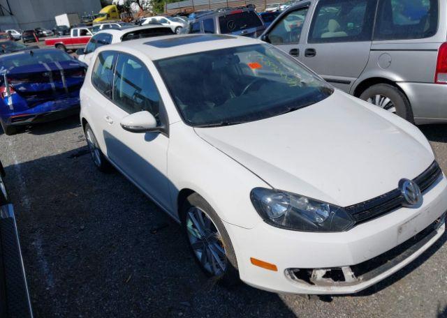 2010 VOLKSWAGEN GOLF