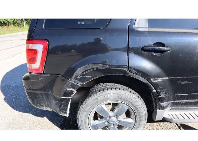 2010 FORD ESCAPE LIMITED