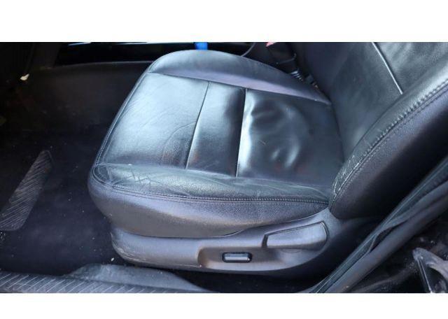2010 FORD ESCAPE LIMITED