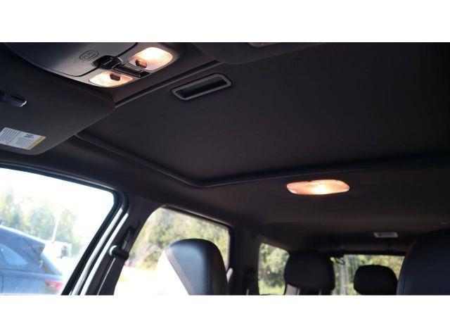 2010 FORD ESCAPE LIMITED