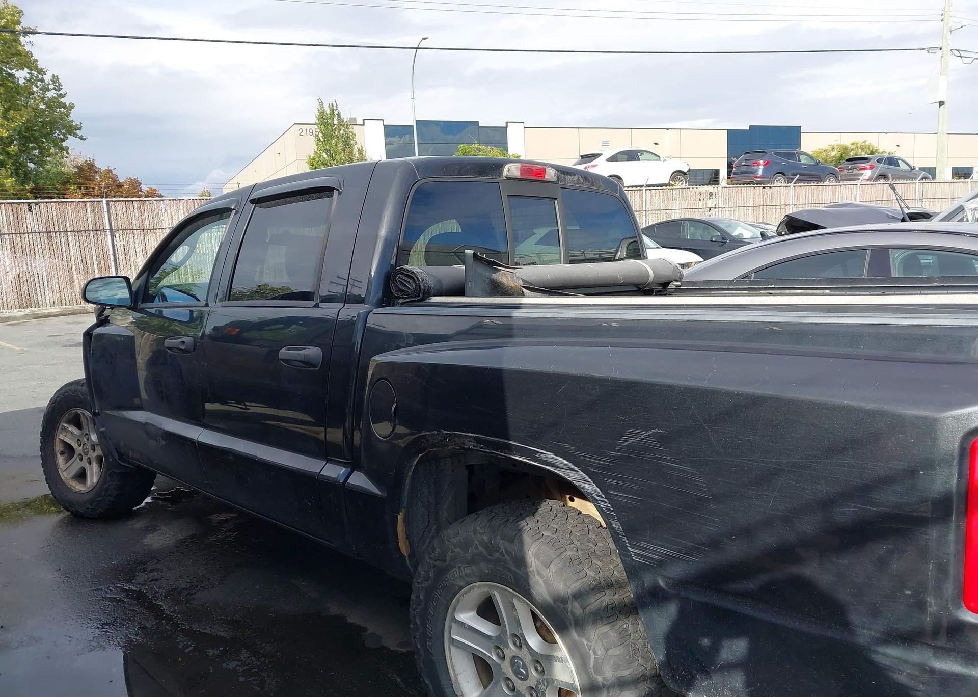 2008 DODGE DAKOTA QUAD SLT
