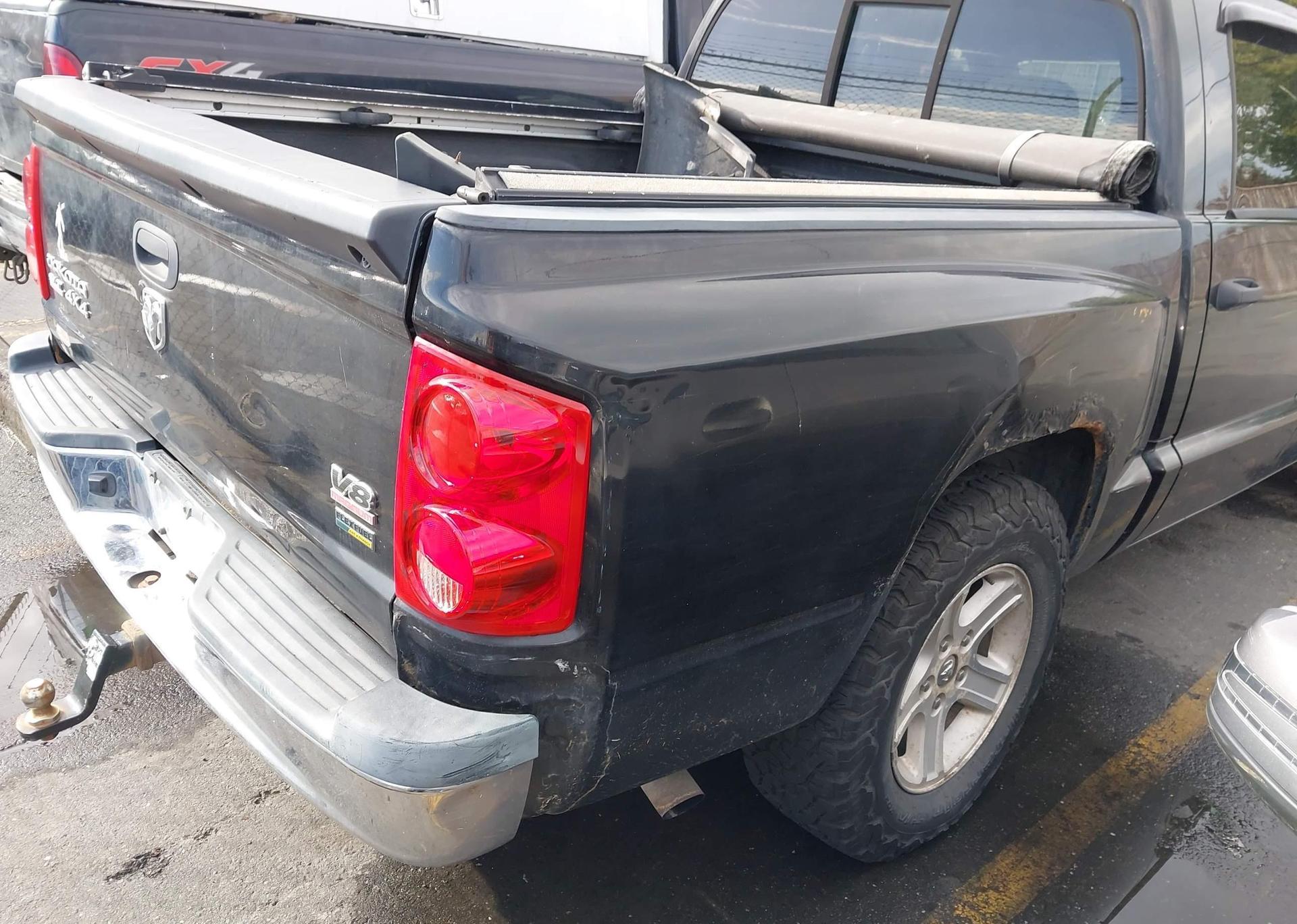 2008 DODGE DAKOTA QUAD SLT