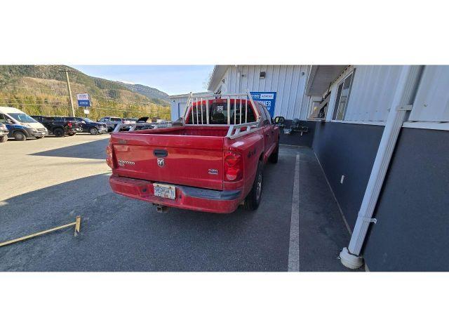 2005 DODGE DAKOTA QUAD SLT
