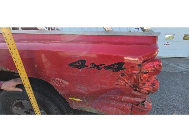 2005 DODGE DAKOTA QUAD SLT