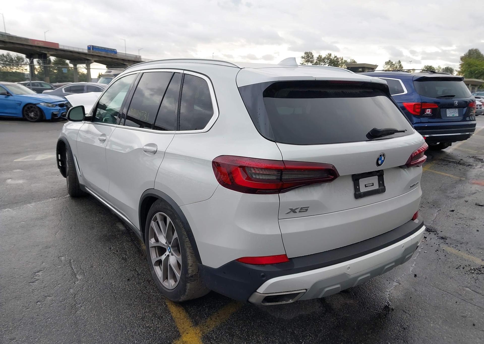 2022 BMW X5