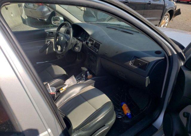 2005 VOLKSWAGEN GOLF