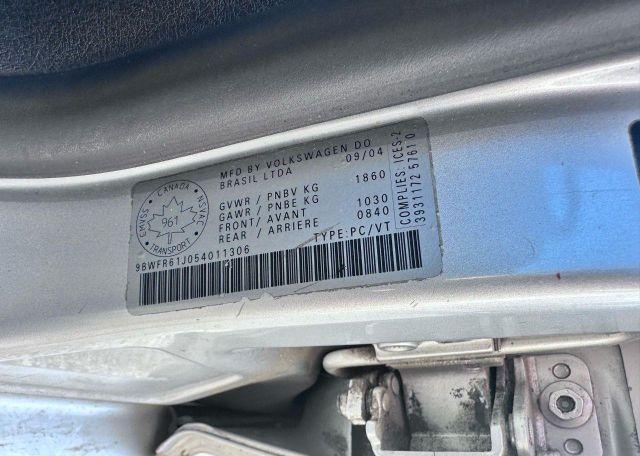 2005 VOLKSWAGEN GOLF