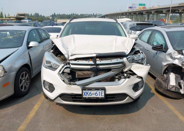 2017 FORD ESCAPE SE
