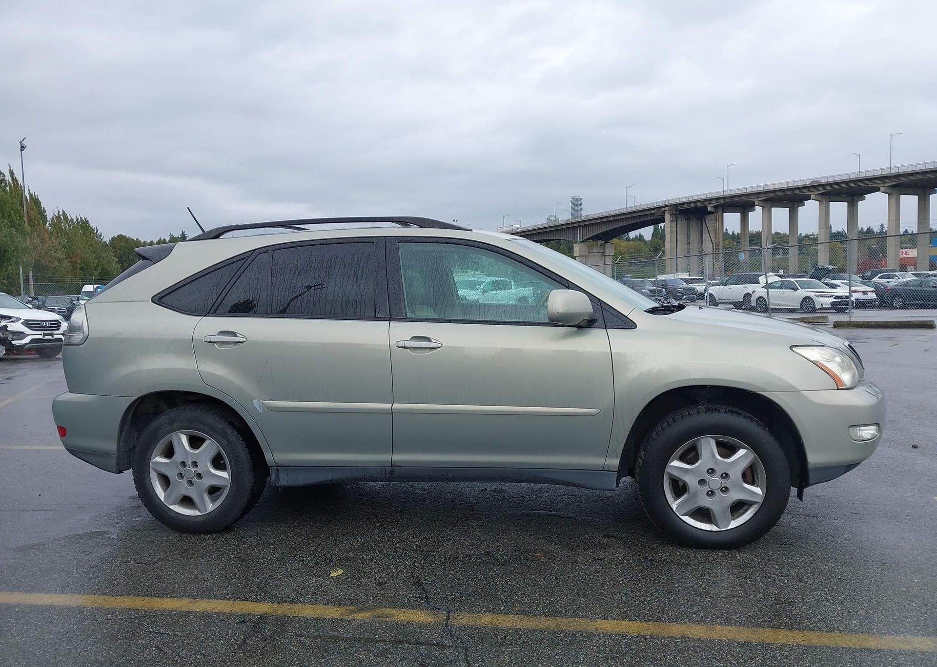 2004 LEXUS RX 330