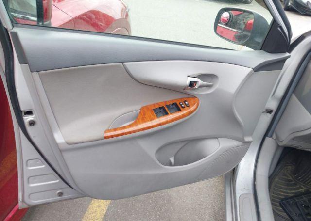 2009 TOYOTA COROLLA S