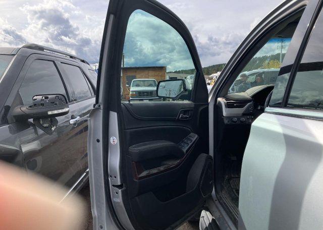 2017 GMC YUKON