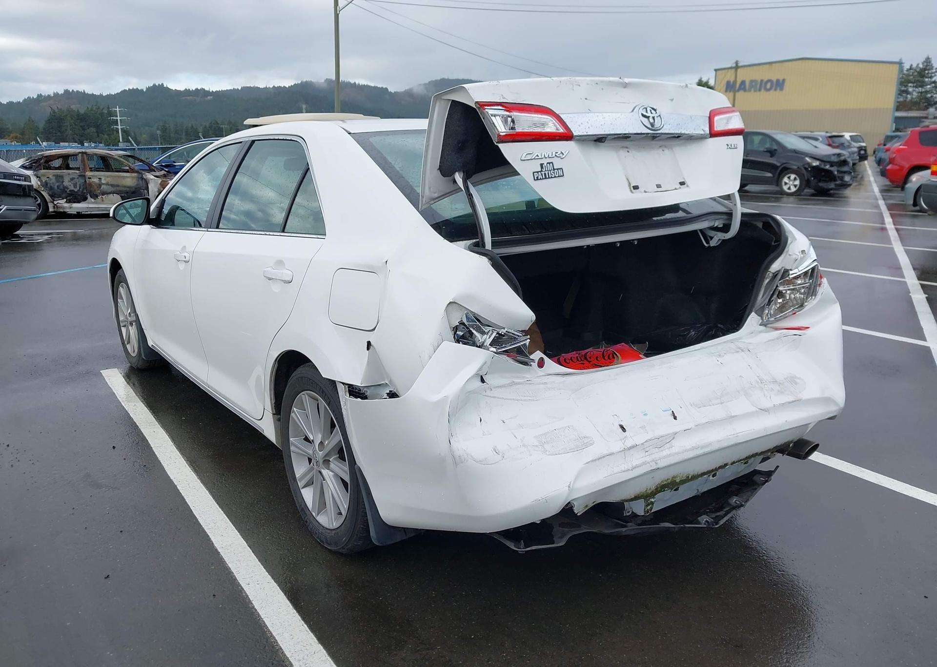 2012 TOYOTA CAMRY SE