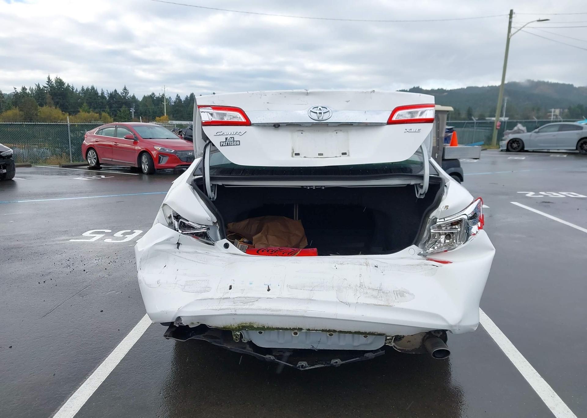 2012 TOYOTA CAMRY SE