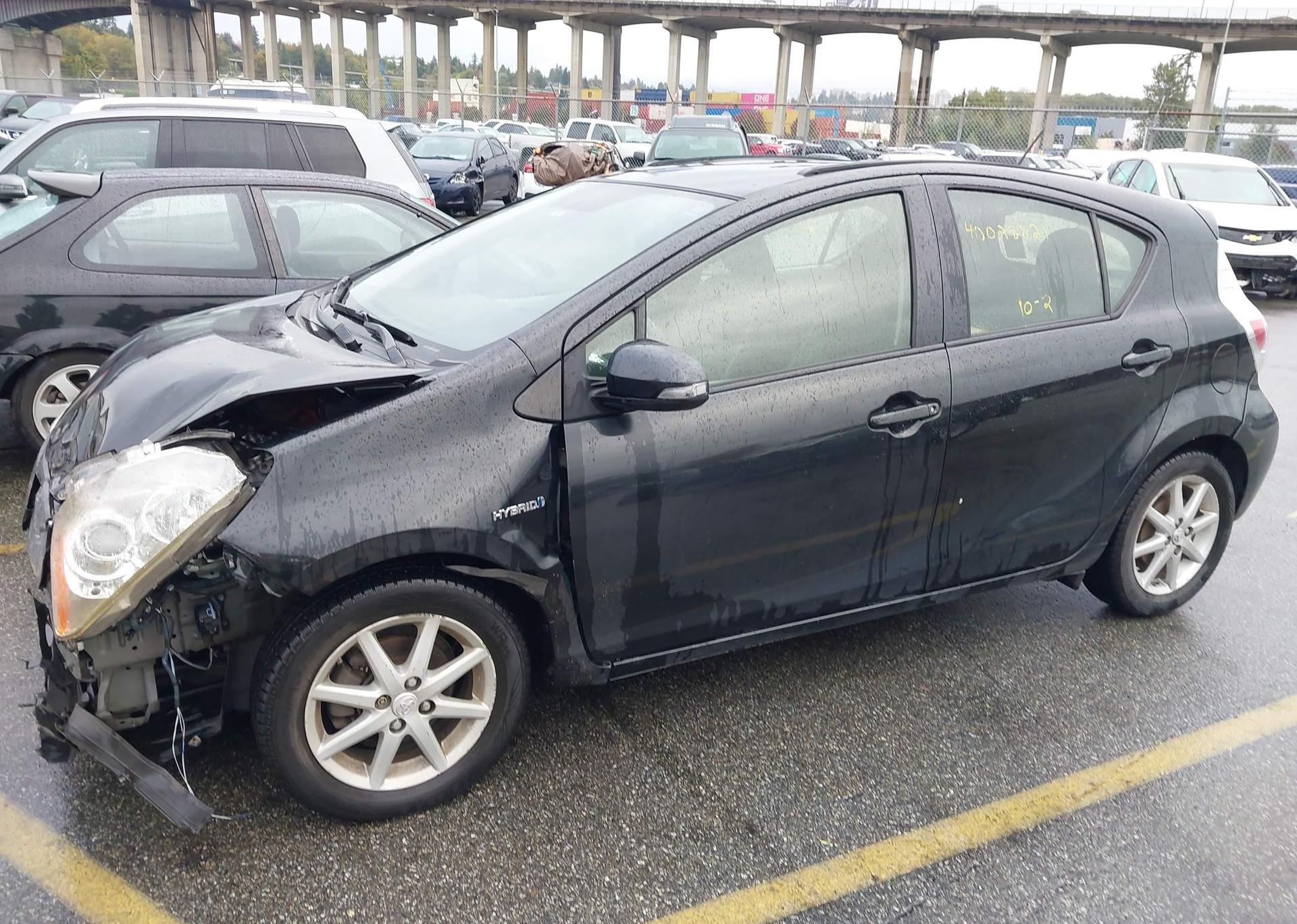 2014 TOYOTA PRIUS