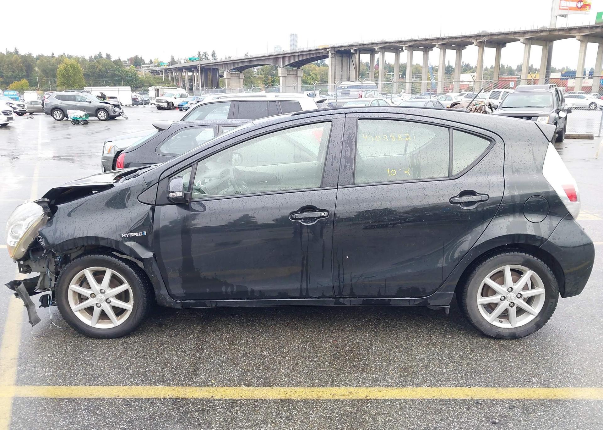 2014 TOYOTA PRIUS