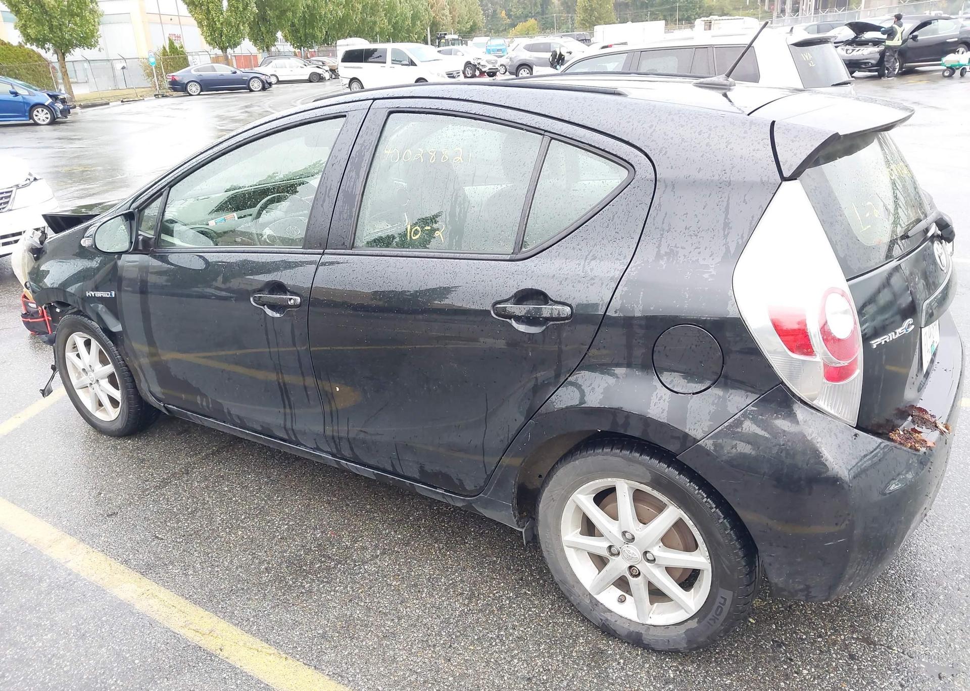 2014 TOYOTA PRIUS