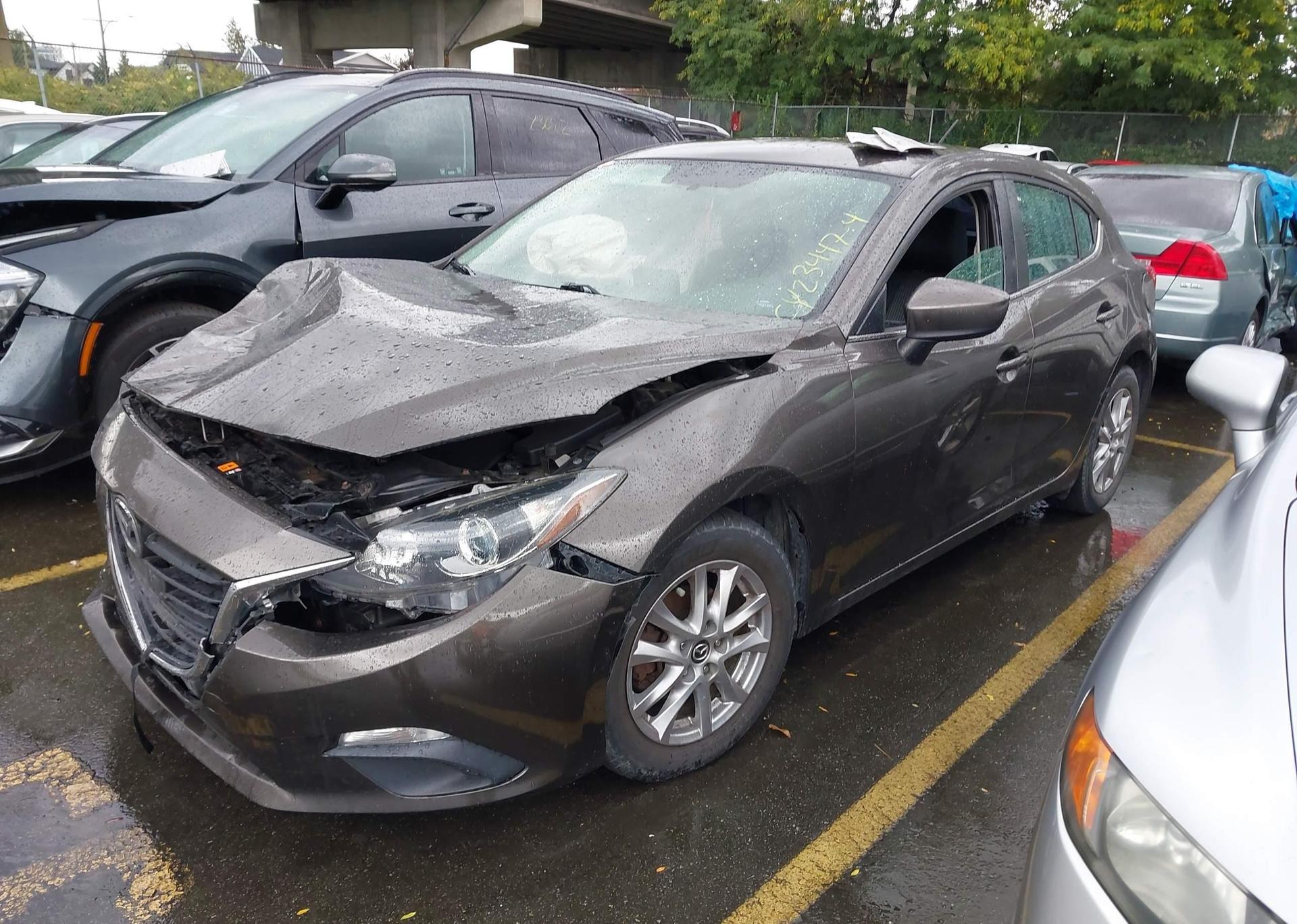 2014 MAZDA 3 TOURING