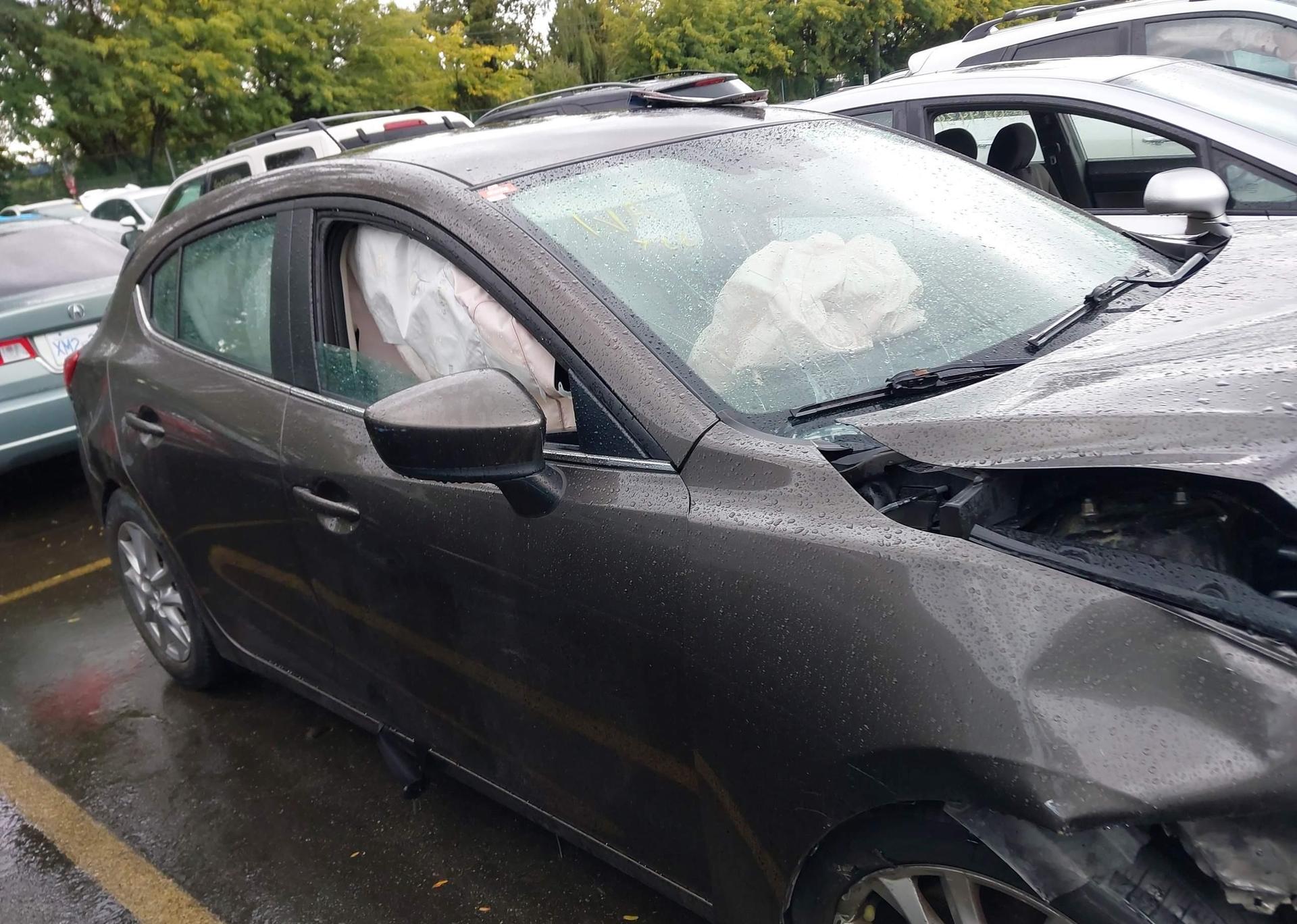2014 MAZDA 3 TOURING