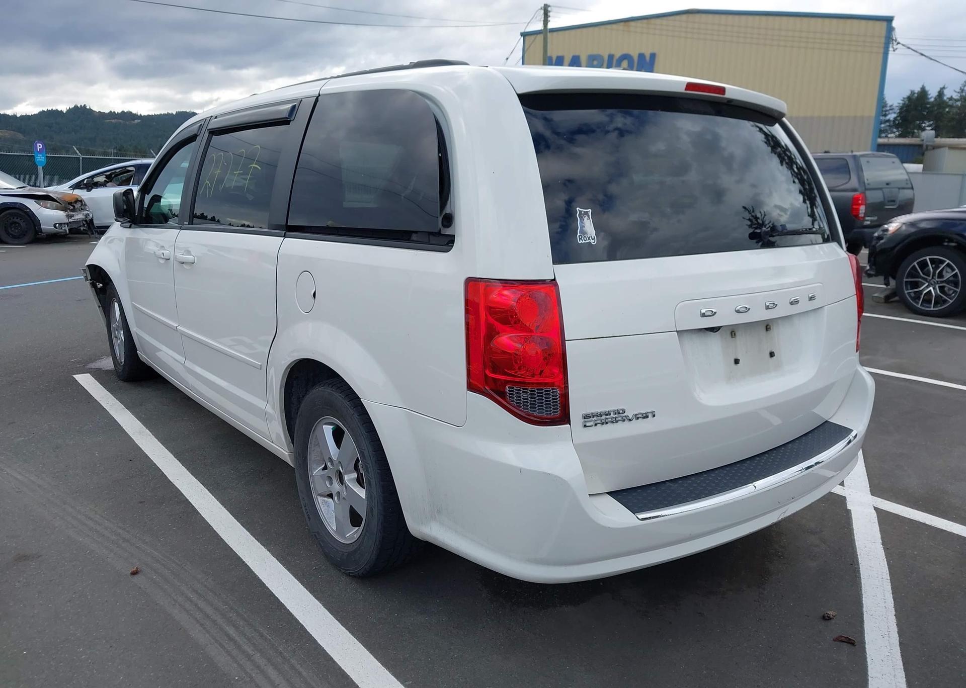2011 DODGE GRAND CARAVAN EXPRESS