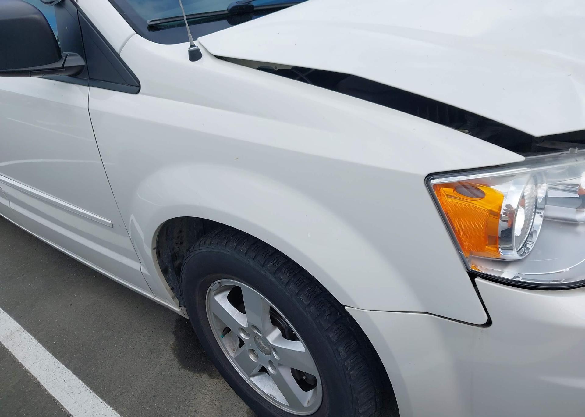 2011 DODGE GRAND CARAVAN EXPRESS