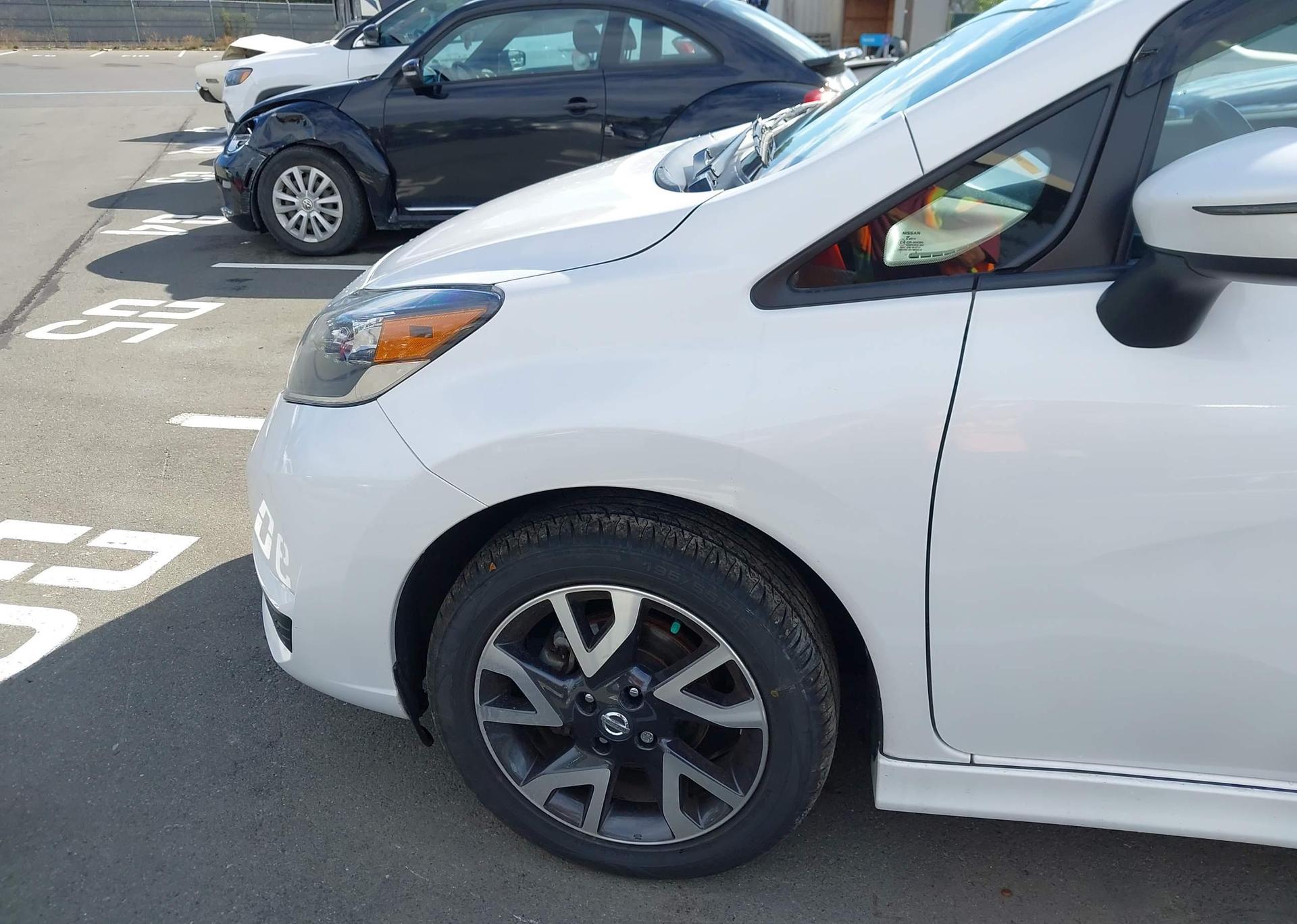2017 NISSAN VERSA