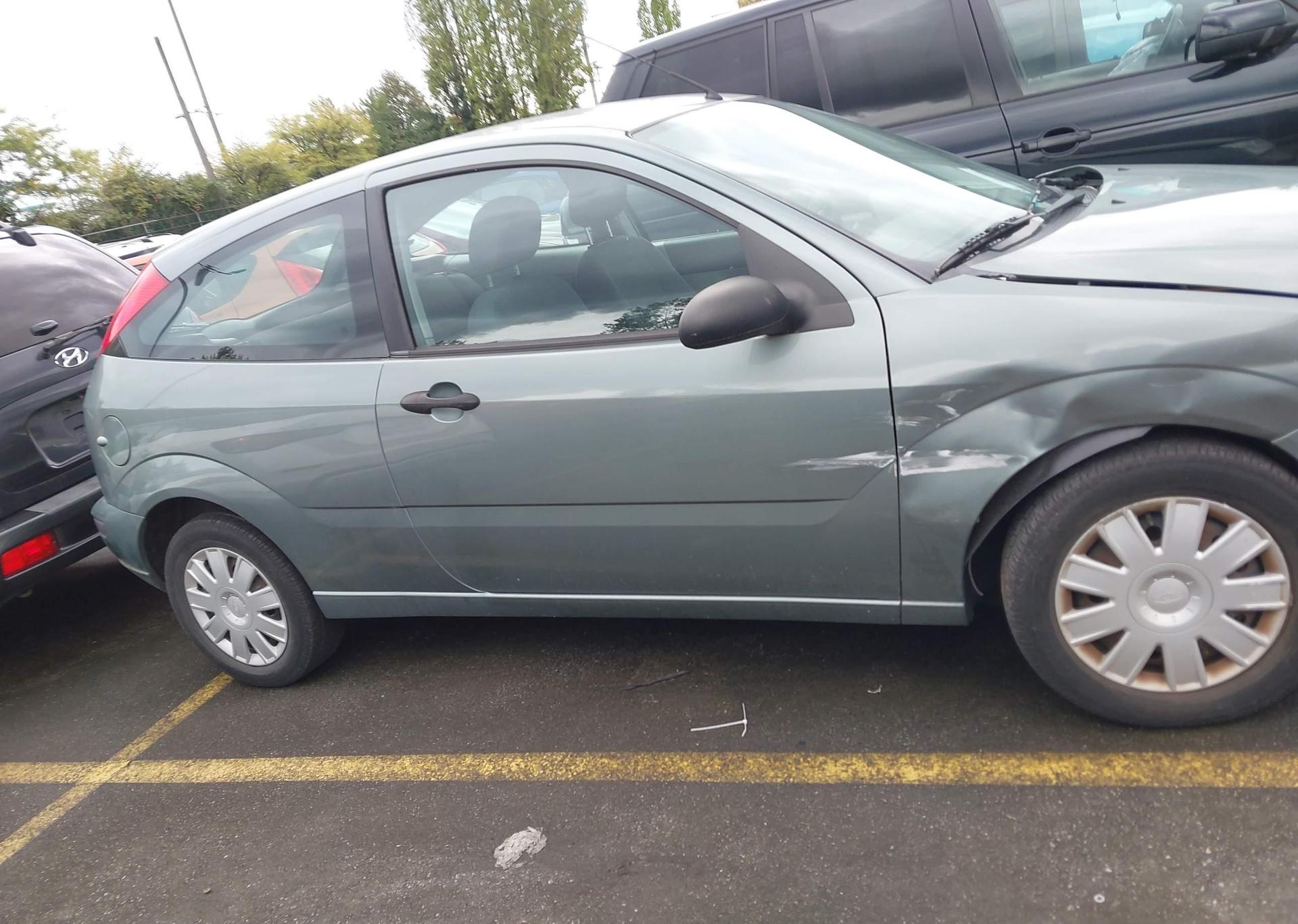 2005 FORD FOCUS ZX3