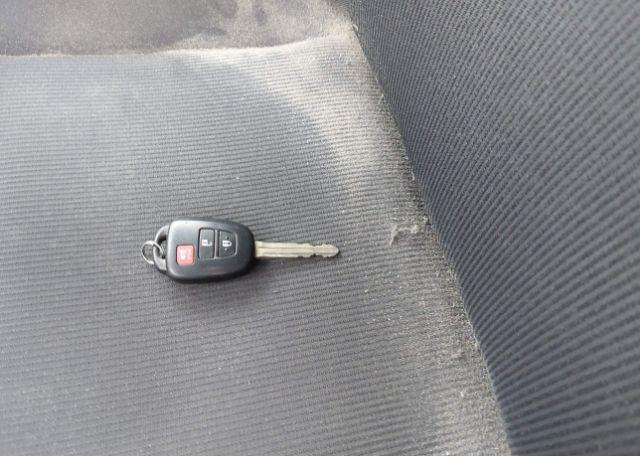 2015 TOYOTA YARIS