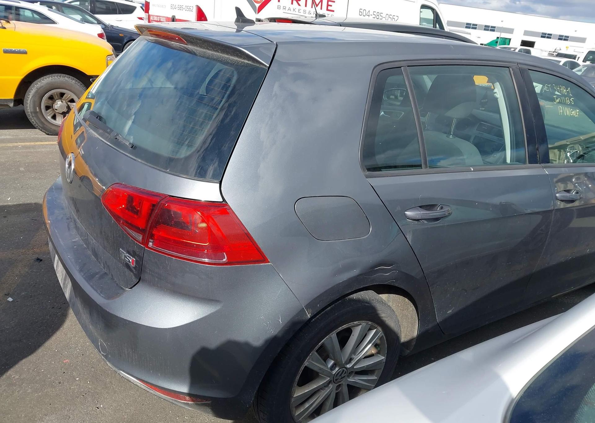 2017 VOLKSWAGEN GOLF