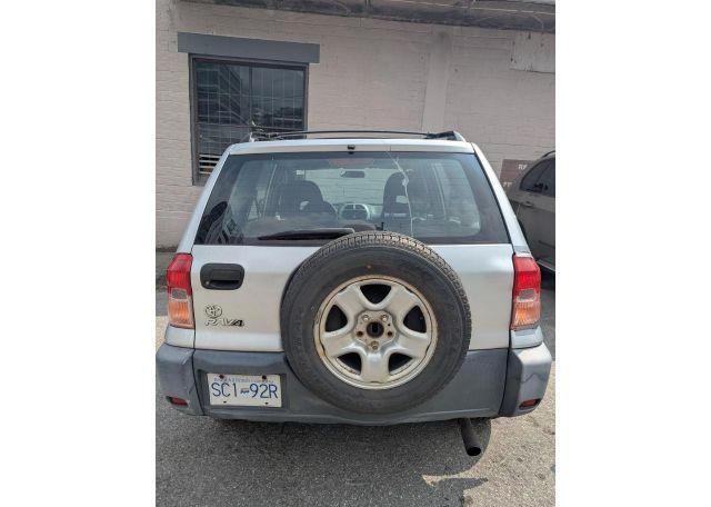 2001 TOYOTA RAV4