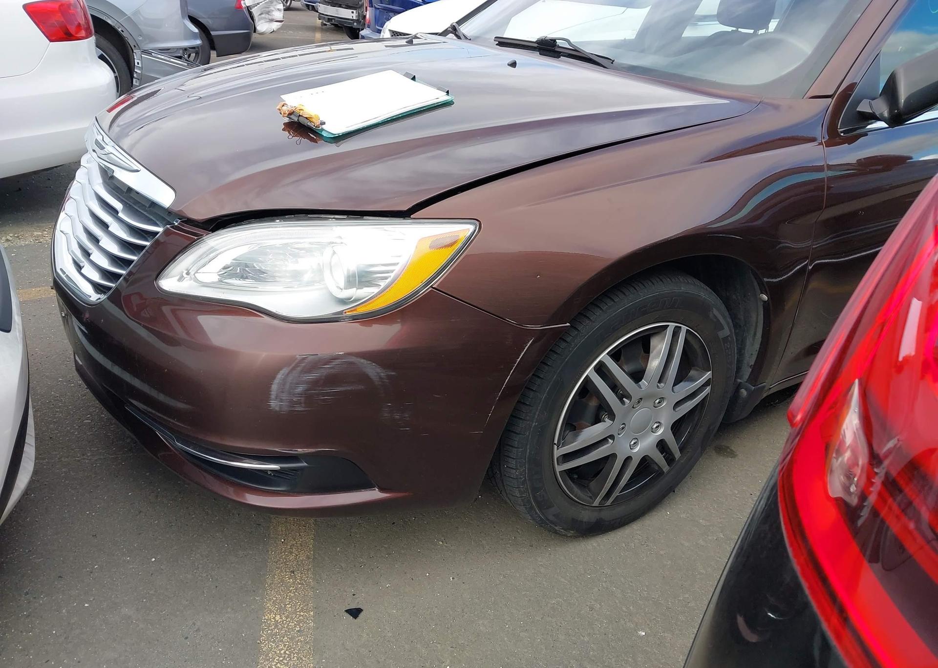 2013 CHRYSLER 200