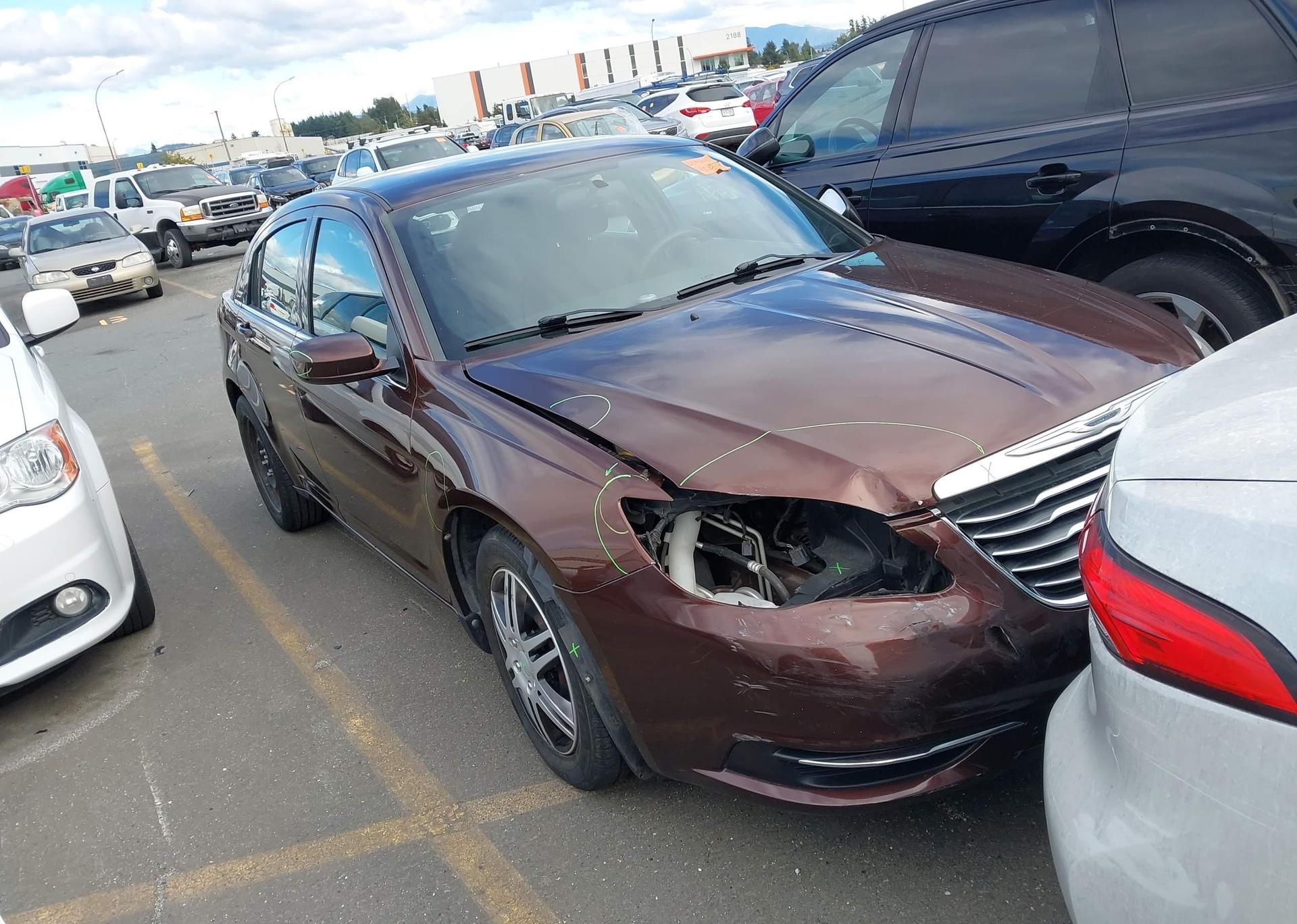 2013 CHRYSLER 200