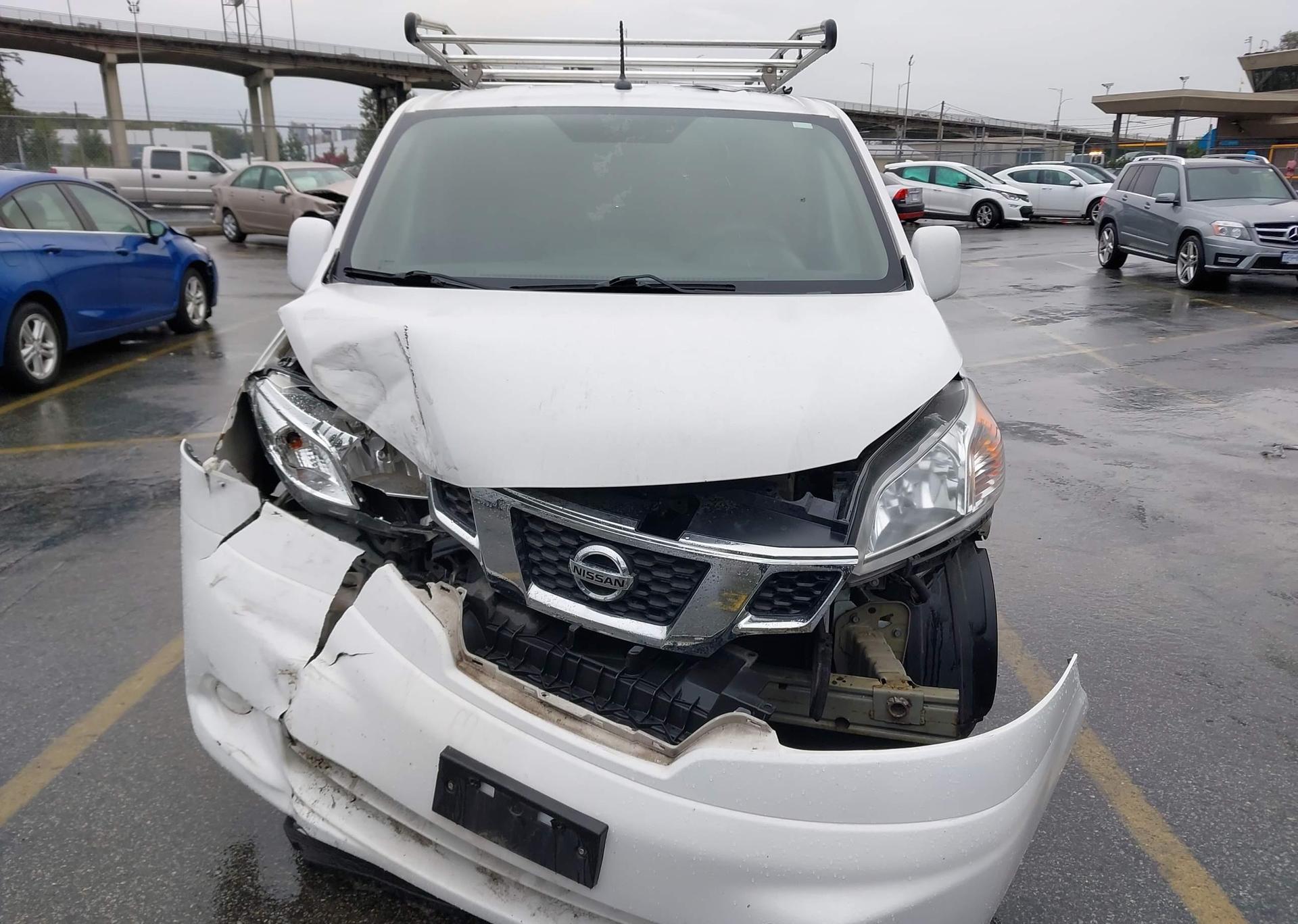 2015 NISSAN NV200 2.5S