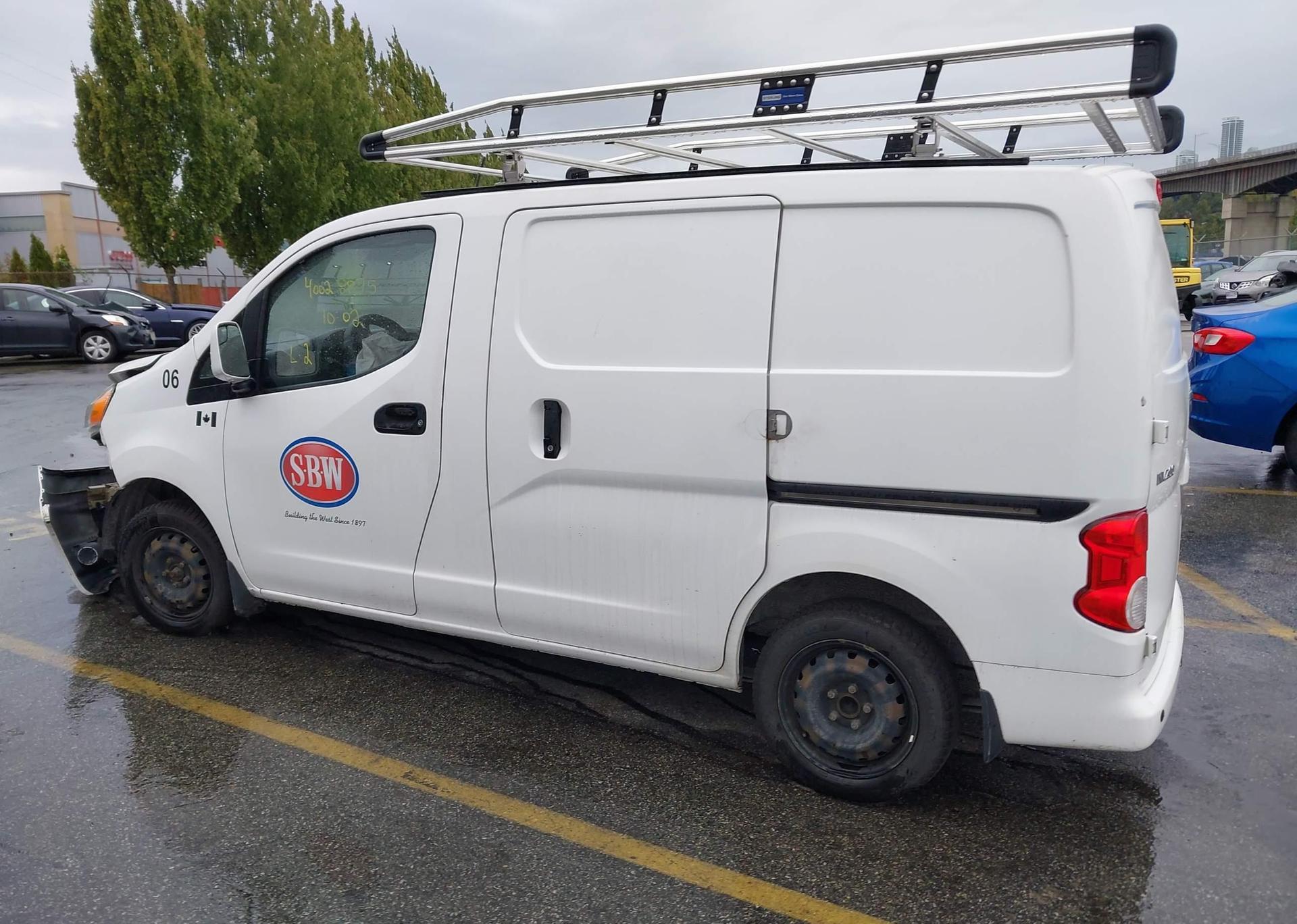 2015 NISSAN NV200 2.5S