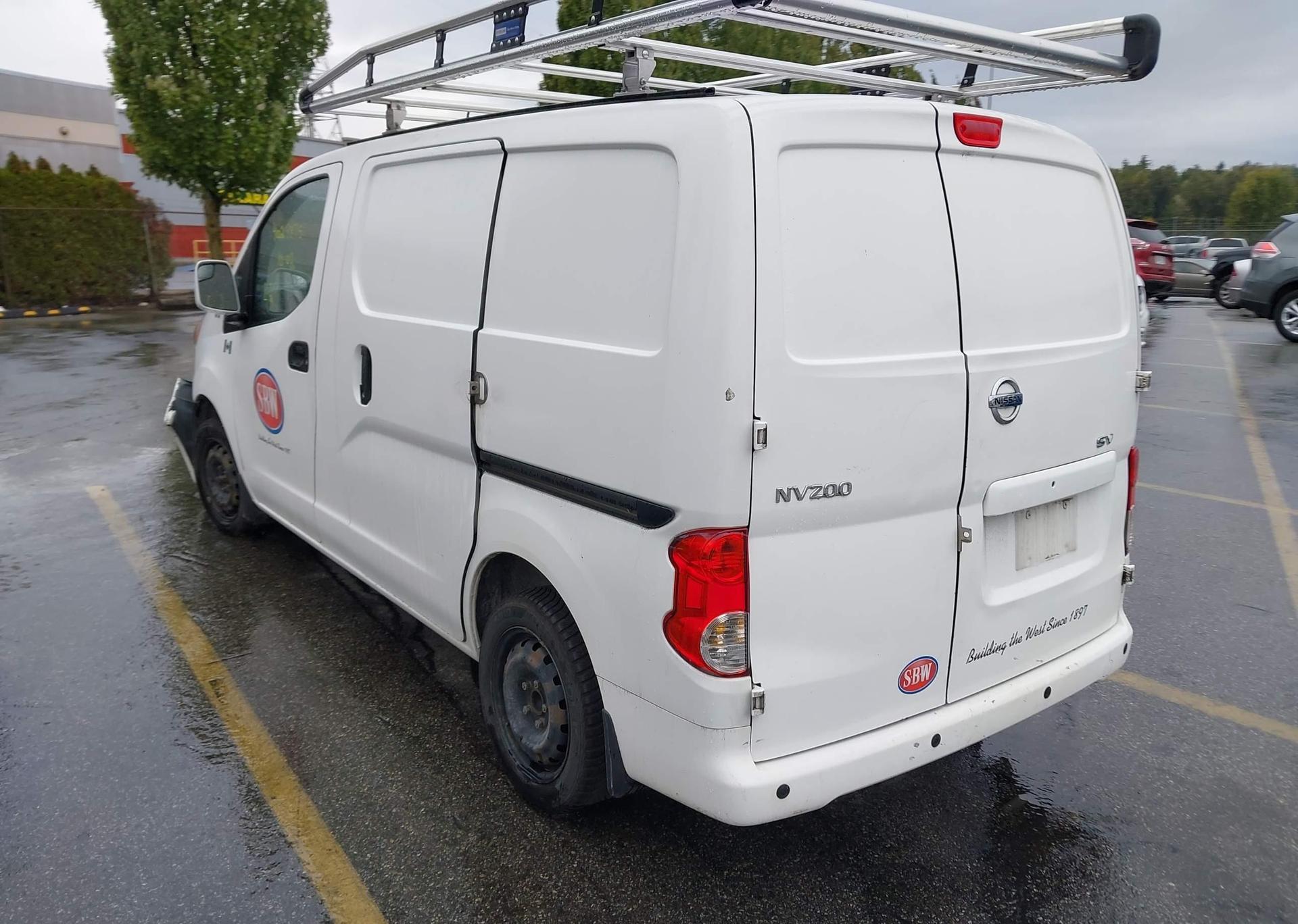 2015 NISSAN NV200 2.5S