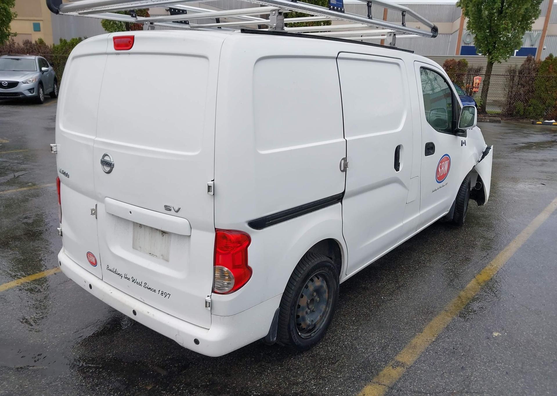 2015 NISSAN NV200 2.5S