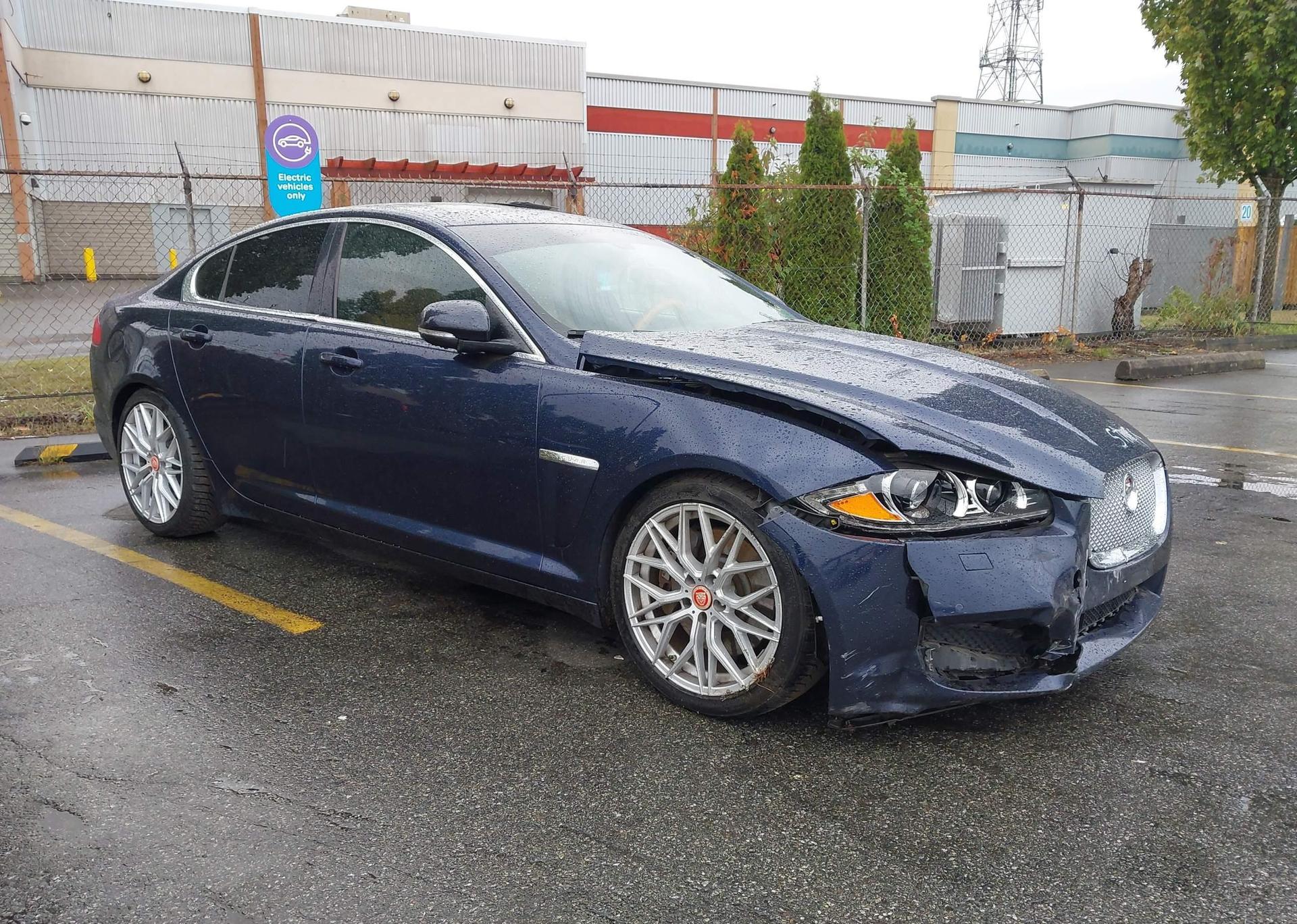2015 JAGUAR XF