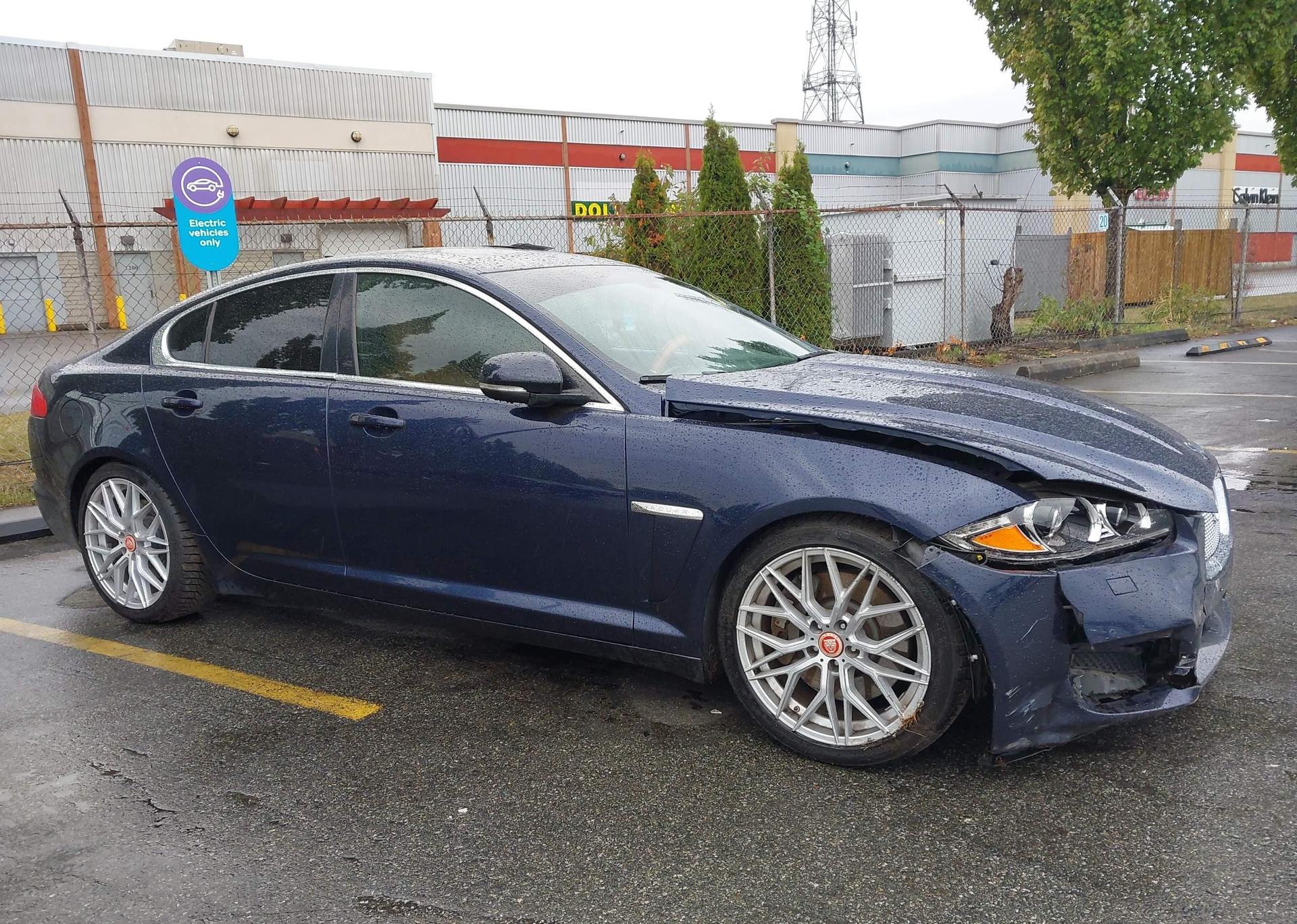 2015 JAGUAR XF