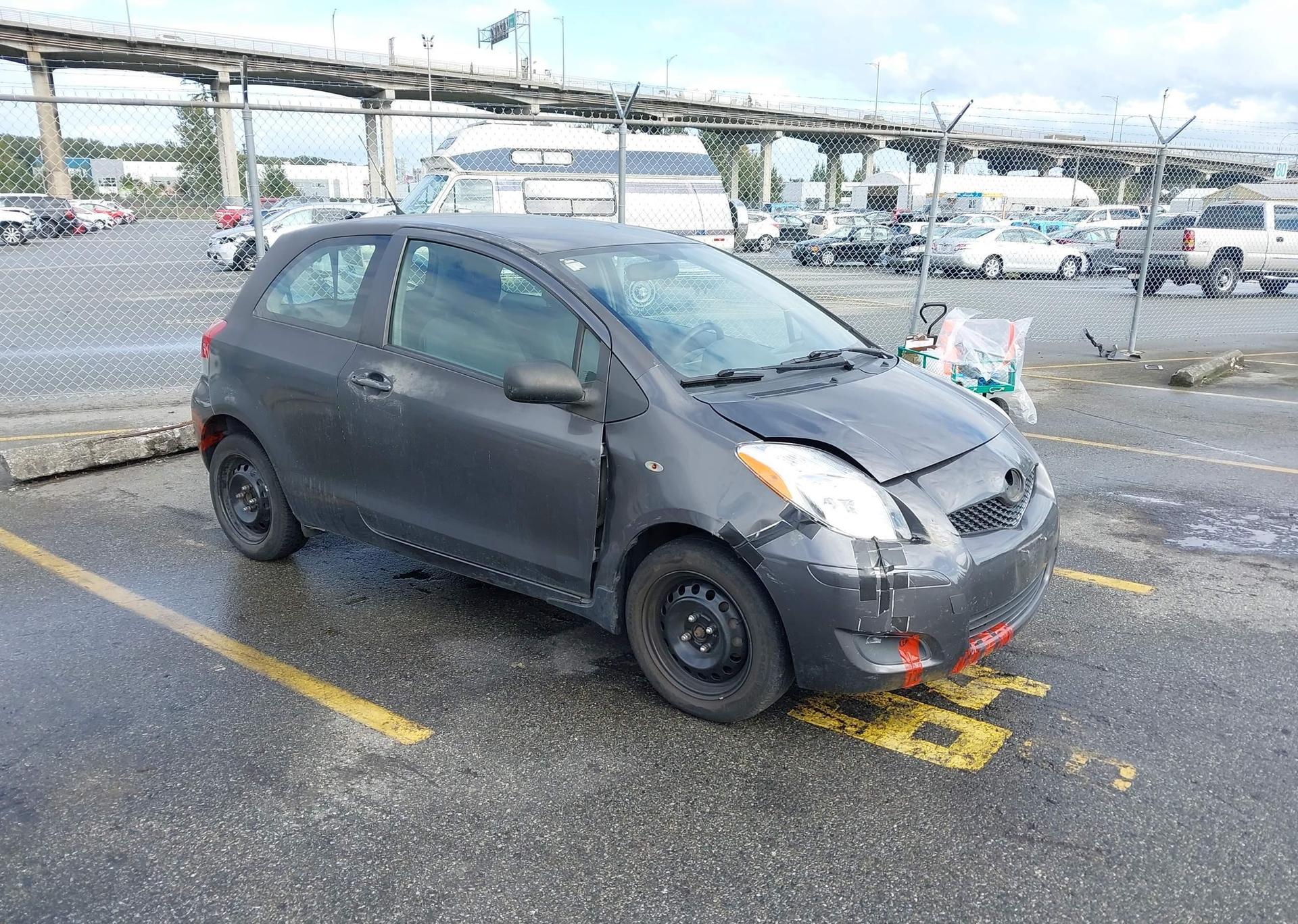 2010 TOYOTA YARIS