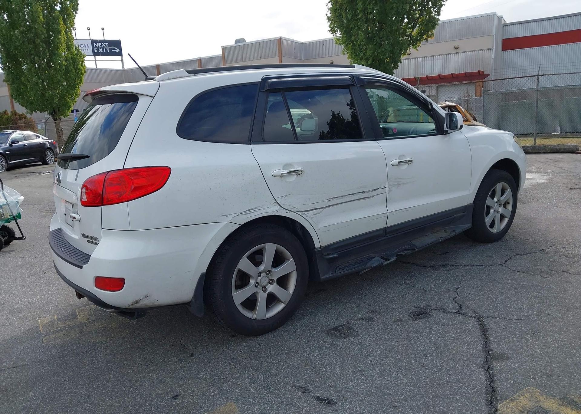 2009 HYUNDAI SANTA FE SE